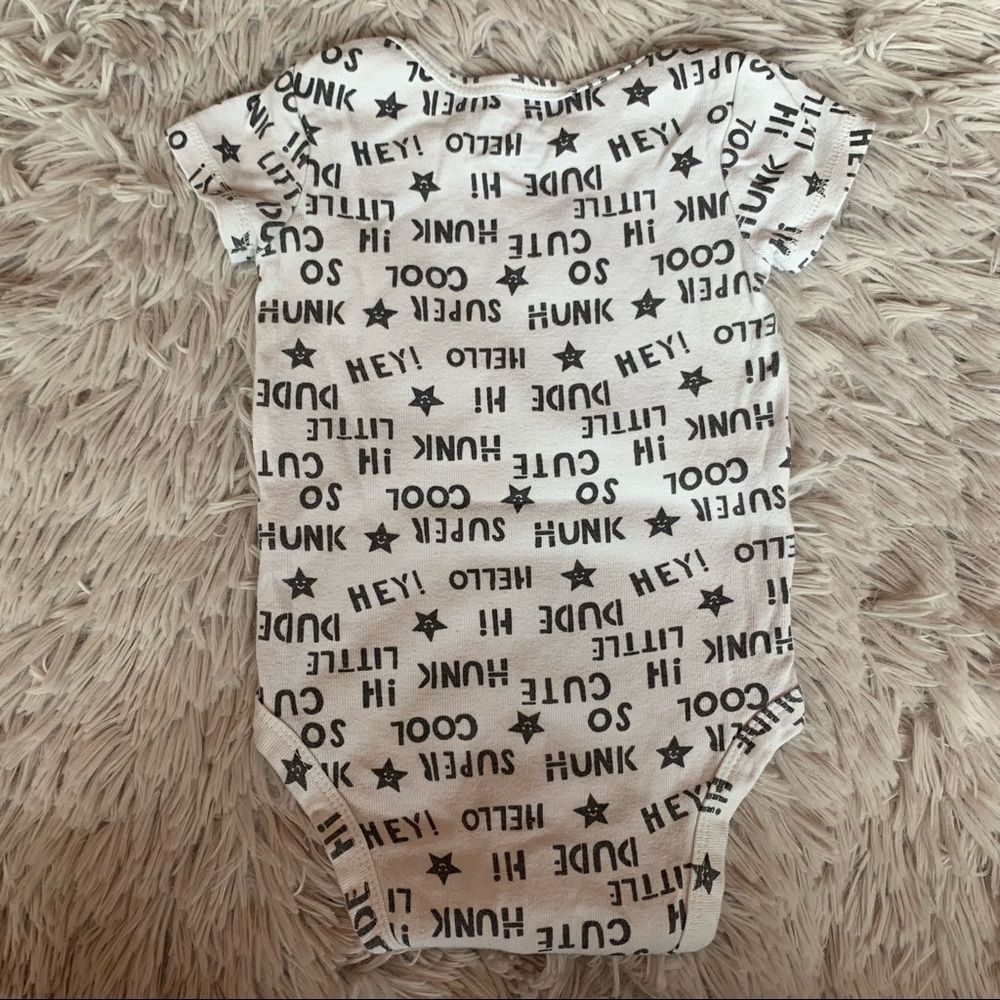 Hunk Hi Little Dude Hey Cute Super Cool Bodysuit - Picture 7 of 7